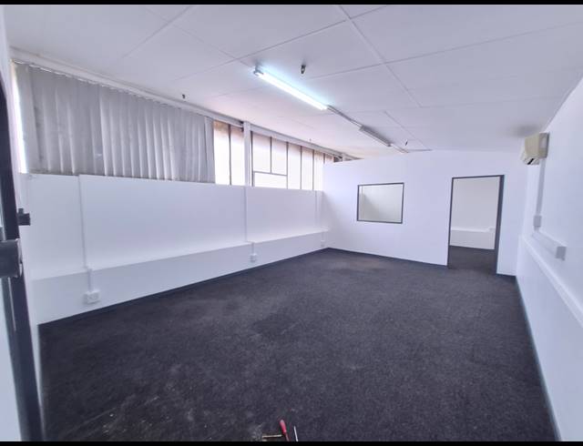 2,838M² WAREHOUSE TO LET IN PAARDEN EILAND